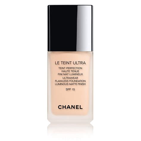 chanel le teint ultra wear foundation review